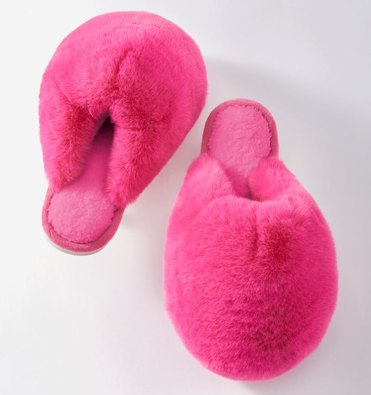 Giftcraft Slippers - Necessities Boutique